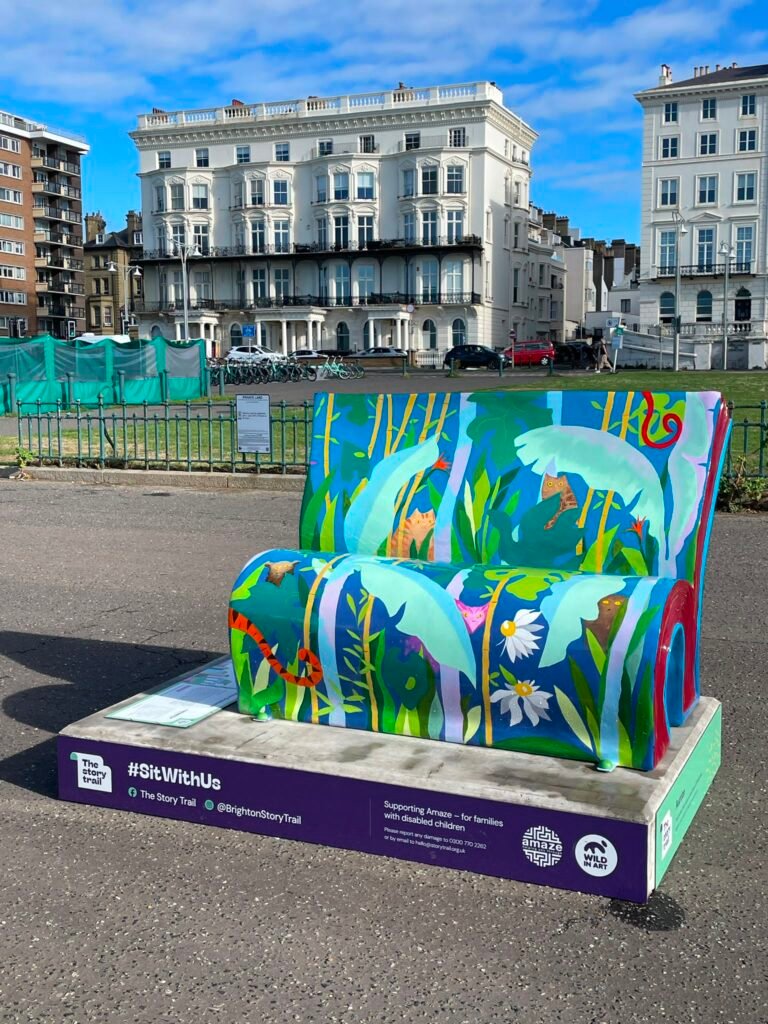 Curious Creatures Bookbench
